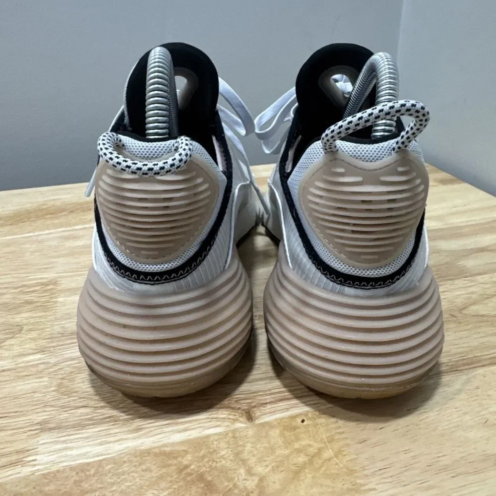 Nike very good